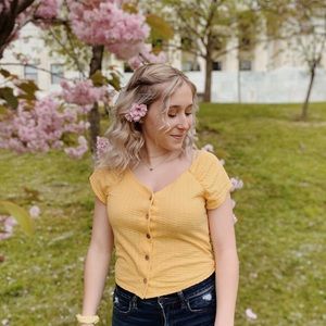 Meet your Posher, Megan